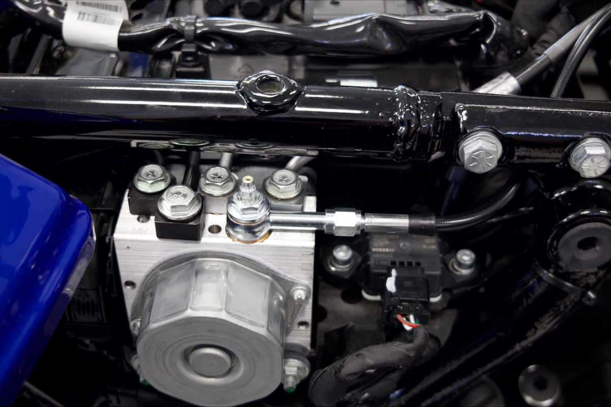 FBI EZ Install Upper Clutch Kit - Full Length for 2015-2026 H-D Touring - FLTR '21-'25 / Braided Stainless Steel/Chrome / 16"
