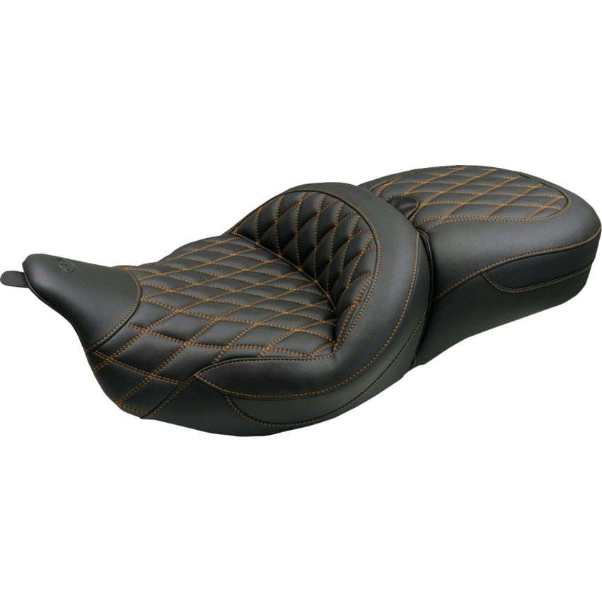Mustang Double Diamond Super Touring Seat 08-25
