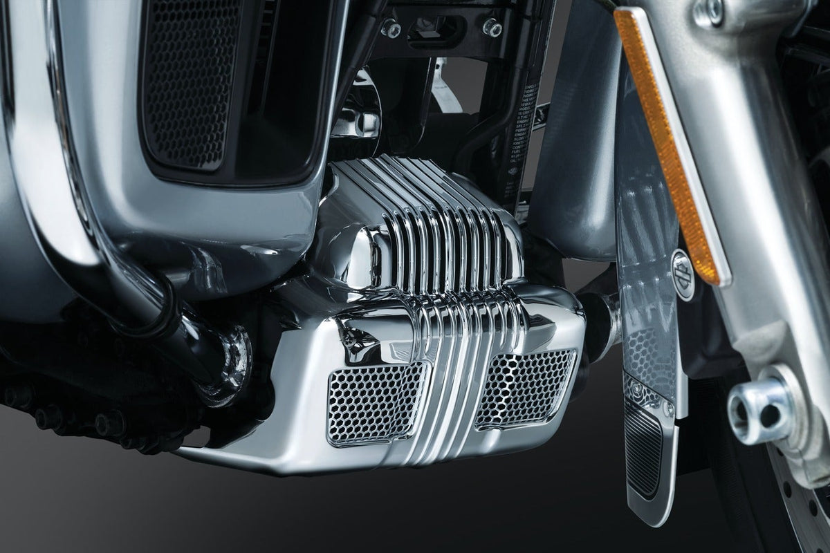 Kuryakyn Chrome Coolant Pump Cover for Harley '14-'16 FLH/T Twin Cooled Models