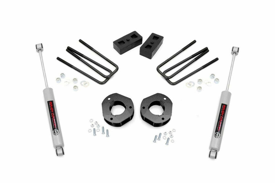 Rough Country 26830 3.5" Lift Kit 2007-2013 Chevy Silverado Sierra w/N3 Shocks