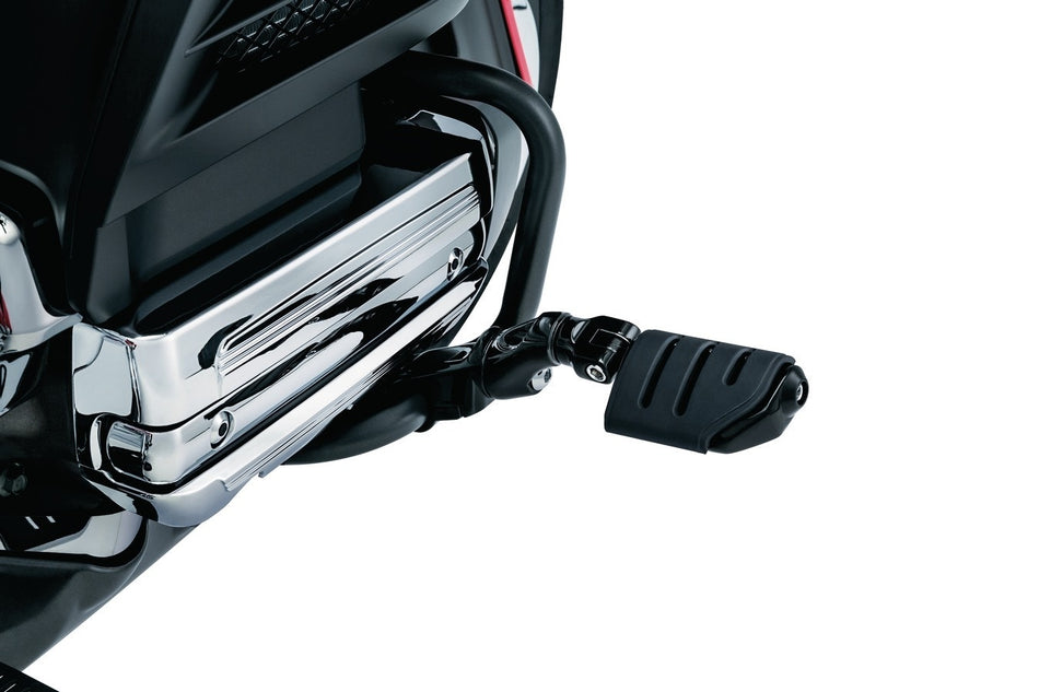 Kuryakyn 3995 Gloss Black Ergo II Cruise Mounts w/Trident Dually ISO-Pegs