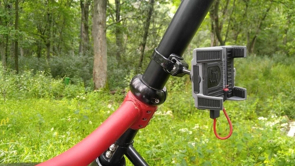 Ciro 50126 Black Universal Accessory Ball Mount for Tubes 7/8" to 2-1/4