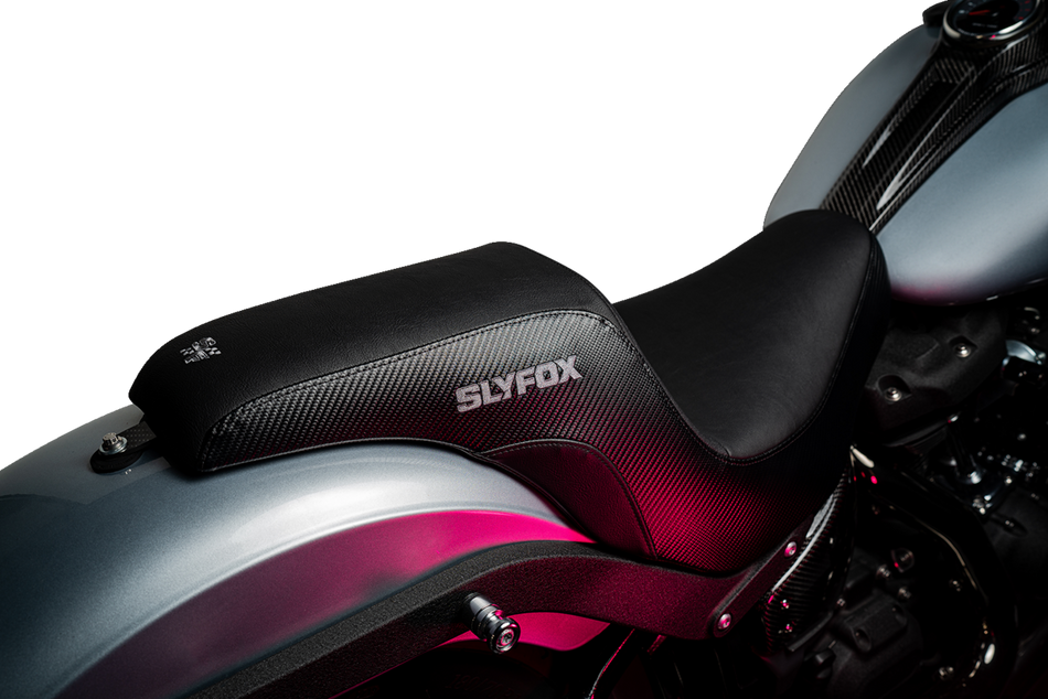 Slyfox Gray Logo Lowrider Drifter Seat 4 Harley 18-24 FXLR/FLSB