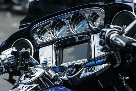 Kuryakyn Chrome Batwing Dash Switch Panel Accent Cover Harley 14-17 7283