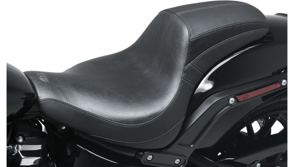 Mustang Tripper Fastback Harley Cut Low Seat Smooth for 18-23 FXFB/FXFBS