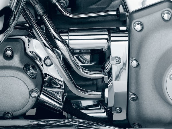 Kuryakyn 8204 Chrome Engine Deluxe Oil Line Nacelle Cover Harley Softail 00-06 Twin Cam