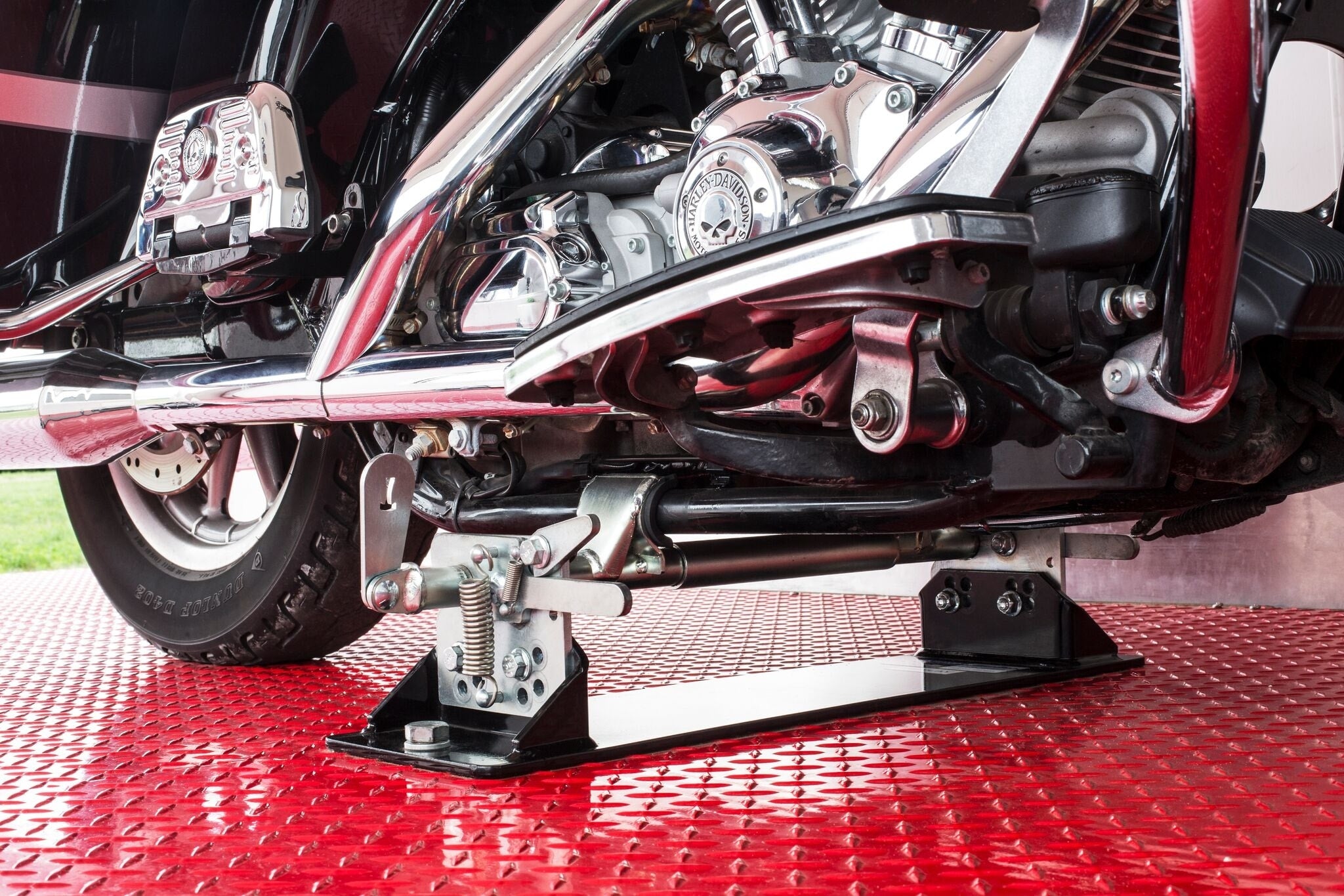 B&W MC2302 Biker Bar Strapless Motorcycle Removable Clamp Bar Dyna Softail V-Rod