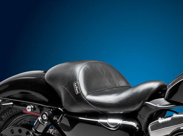 Le Pera Aviator Up Front Solo Seat 4 Harley 04-06/10-22 XL W/3.3 Gal Tank