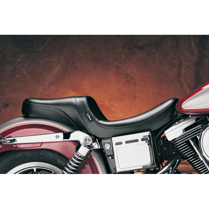 Le Pera LK-515 Black Smooth Stitch Daytona 2 Up Seat for Harley Dyna 06-17