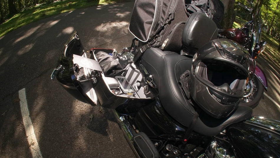 Hardstreet Ryt-There Saddle Bag Shelf Set Gray Harley Touring FLH FLT 05-13