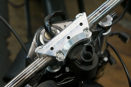 One 1 Piece Super Handlebar Clamp Top Riser Clamp w/ Setscrews Harley FLH/T