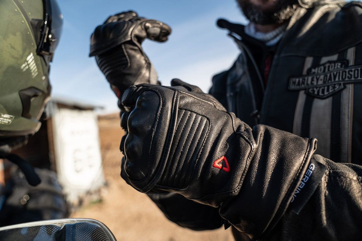Gerbing Heated Clothing 7V Hard Knuckle Battery Powered Heated Gloves - Black