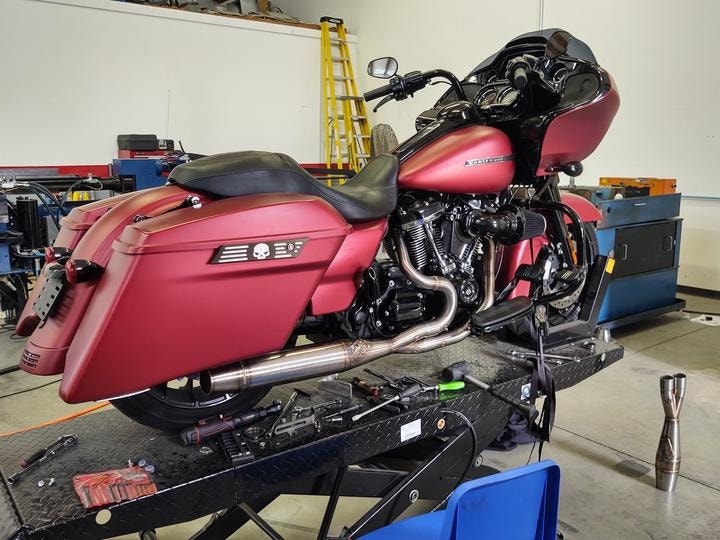 Sawicki 2 into 1 Brushed Mid Length Cannon Exhaust Harley TC Touring 95-16