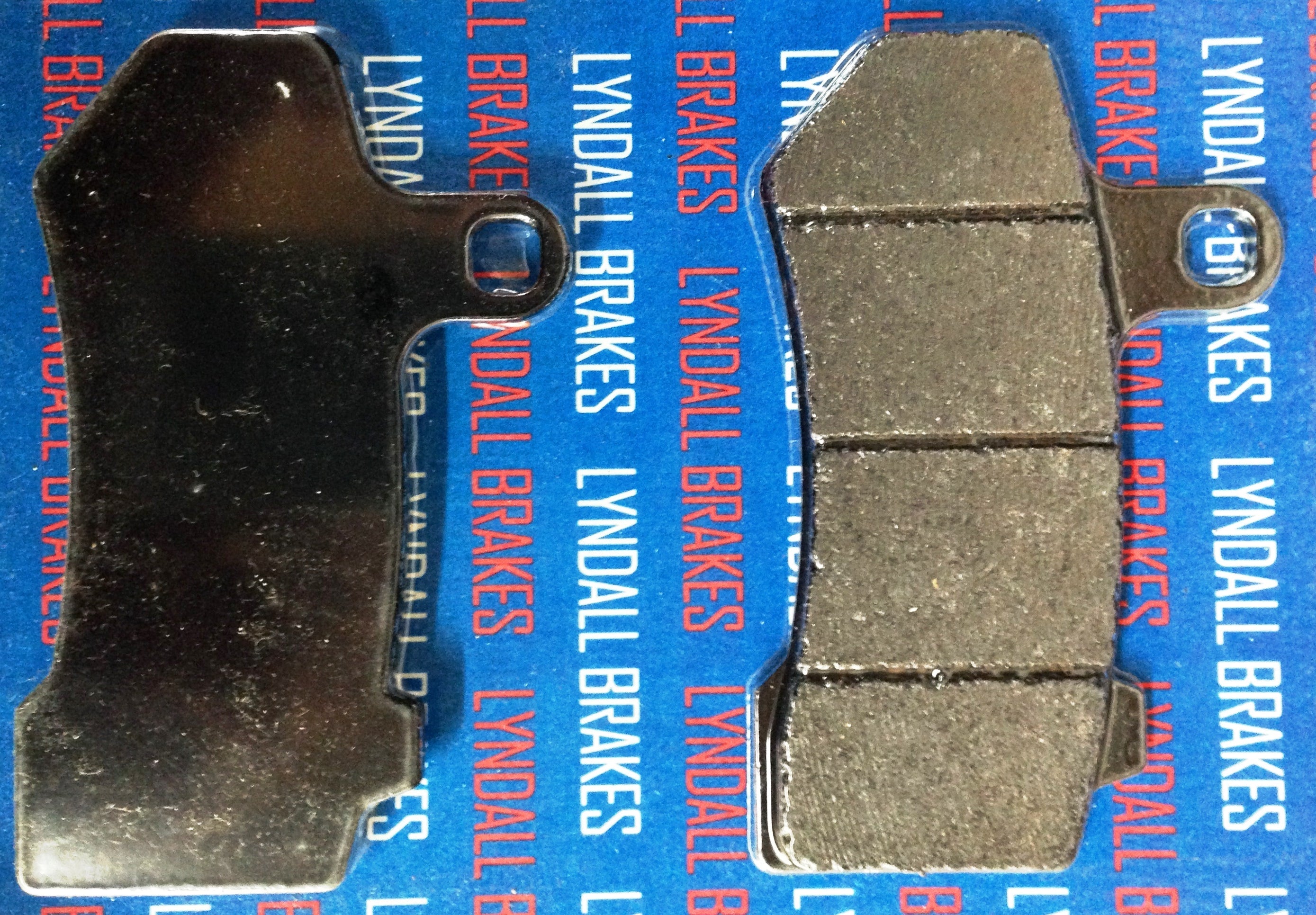 Lyndall Racing Xtreme Low Dust Series Front Brake Pads Harley Touring & V-Rod | 7254X Repl OEM 41852-08, 41852-08A, 41852-08B