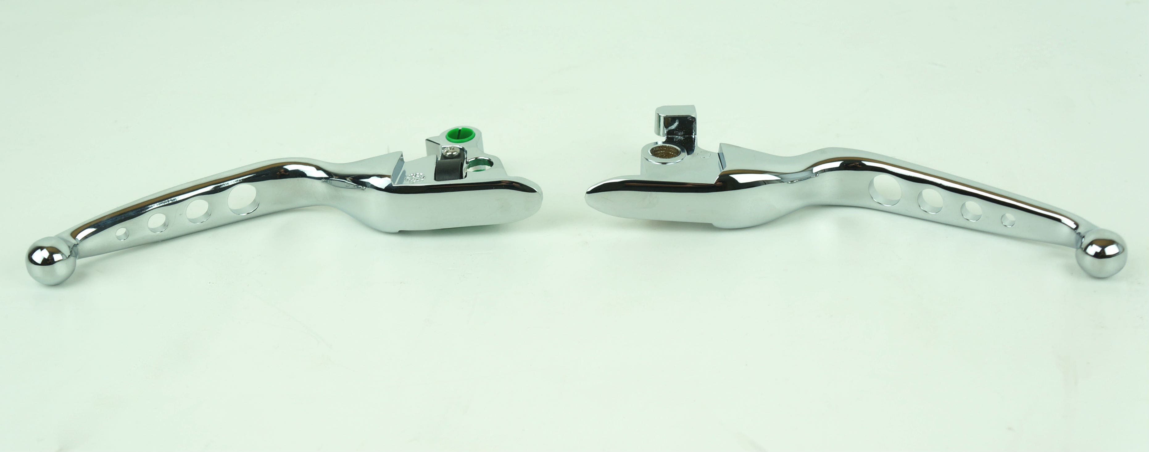 Mid USA Chrome 4-Hole Levers 15-17 Harley Softail w/ Cable Clutch Repl. 36700104