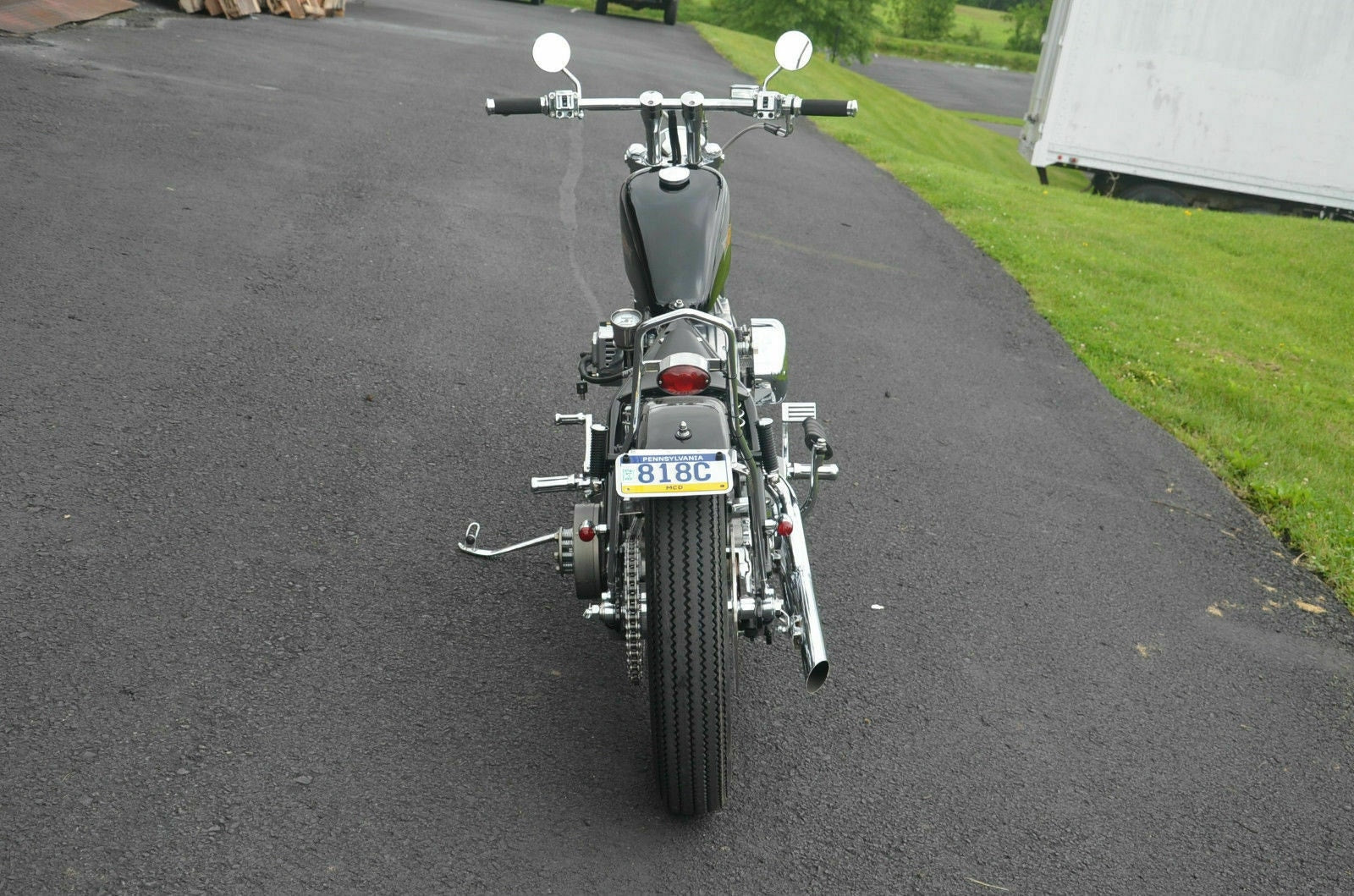 V-Twin 38-0066 2.5 Gallon Frisco Peanut Bobber Chopper Custom